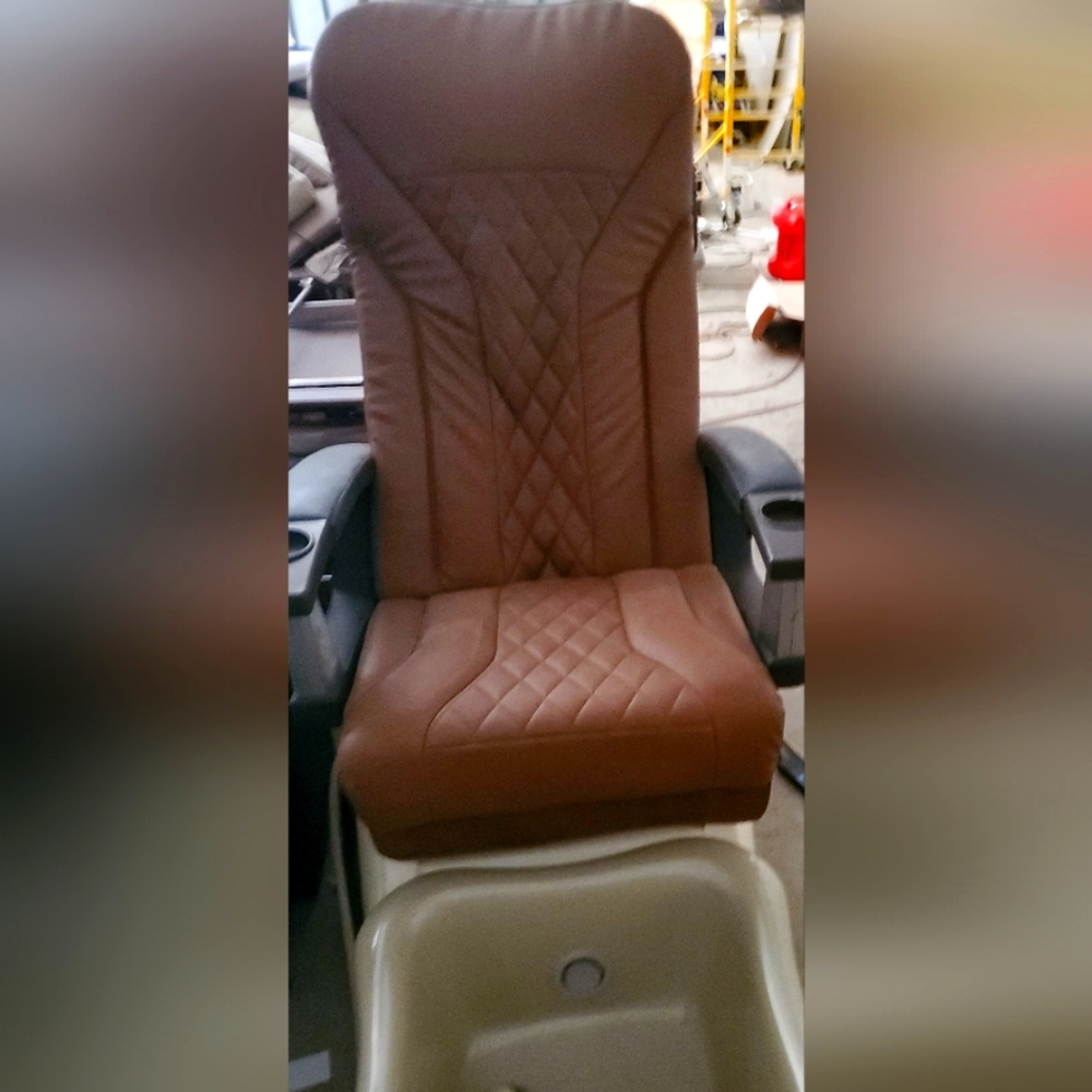 Human Touch messaging pedicure chairs